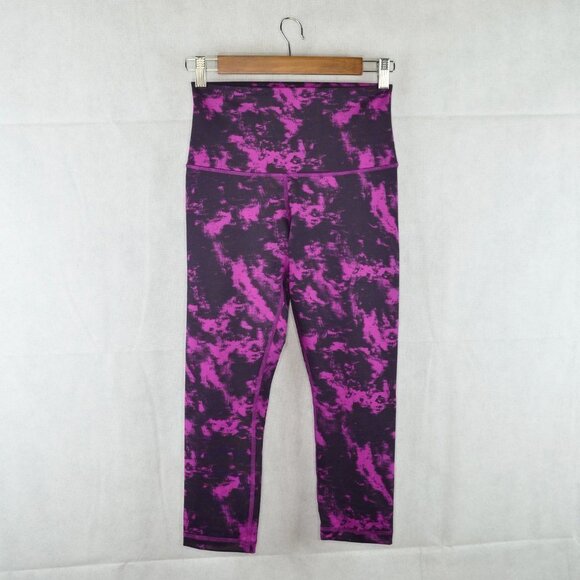 lululemon Wunder Under Crop II (Roll Down) Size 6 in Breezie Regal Plum & Black - Picture 3 of 3